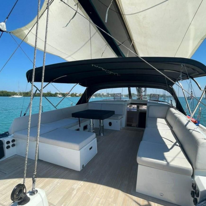 Bubbles | CNB 76 photo 2