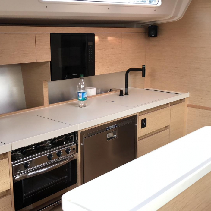 Box of Chocolate | Hanse 508 photo 10