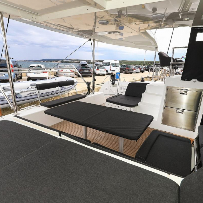 Mahi Mahi | Lagoon 42 photo 10