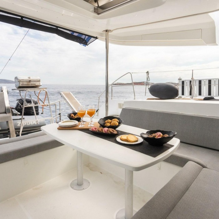 Madicon | Lagoon 450 Fly photo 22