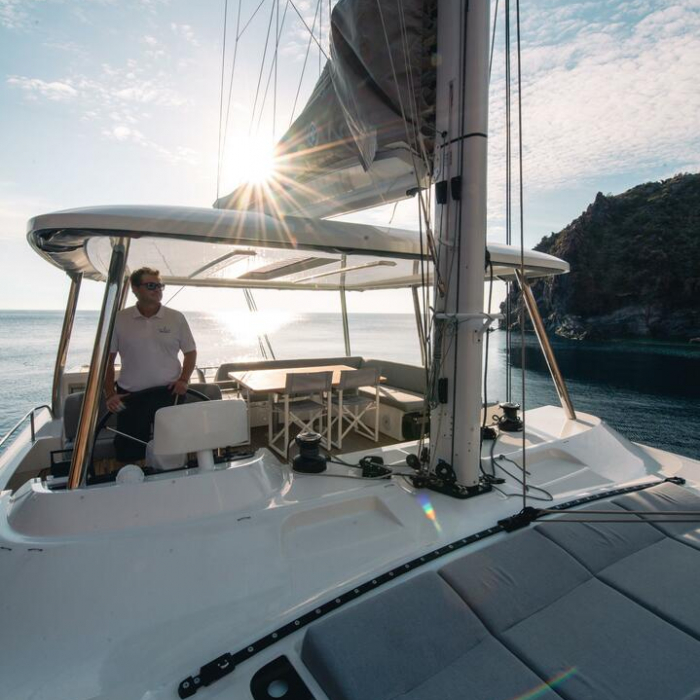 EL-BLUE | Lagoon 55 photo 4