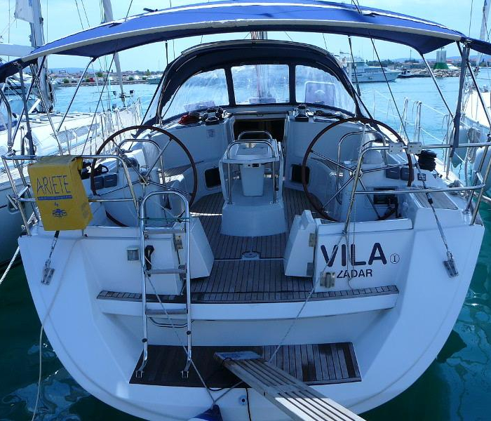 Vila I | Sun Odyssey 49i photo 1