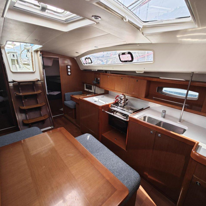 Violet | Oceanis 40 photo 18