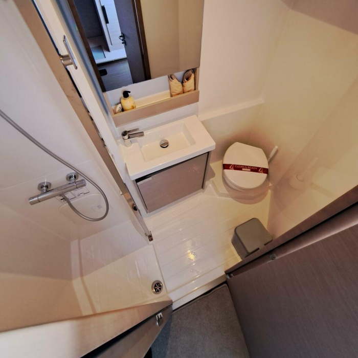 LE GRAND BOGAVANT | FOUNTAIN PAJOT Aura 51 photo 21