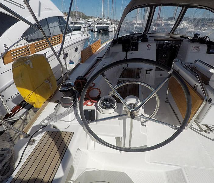 Elissa | Sun Odyssey 449 photo 4