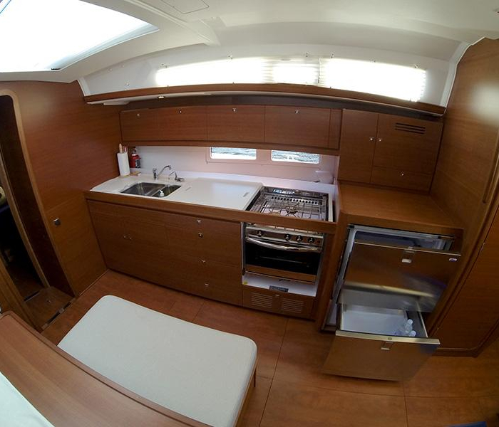 Almar | Dufour 460 photo 14