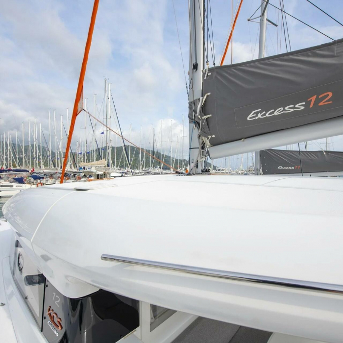 Kalevezi | Excess 12 photo 2