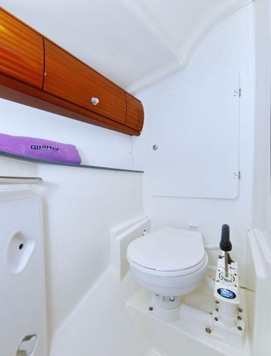 Scorpion | Bavaria 44 photo 32