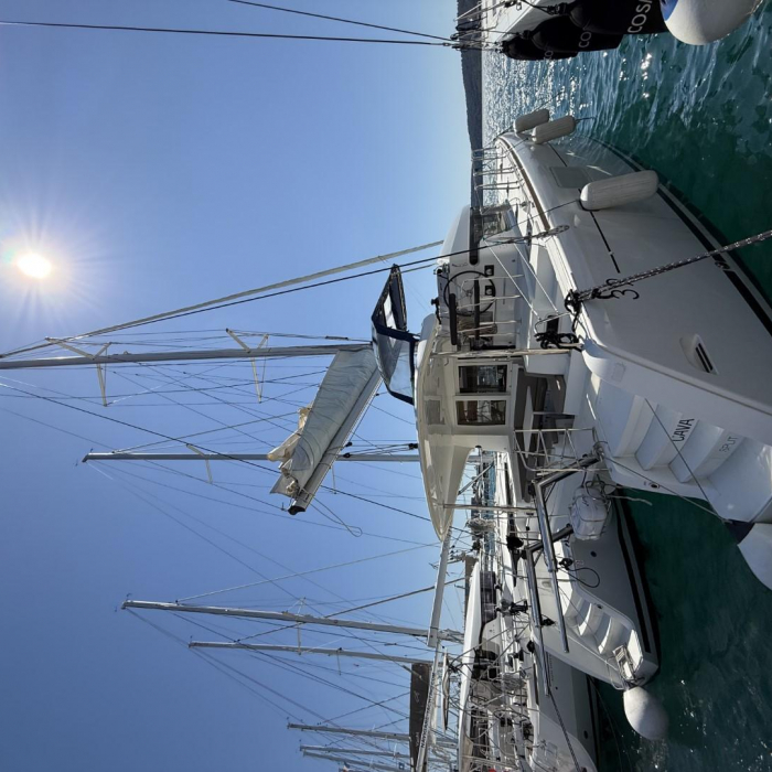 Cava | Lagoon 39 photo 14