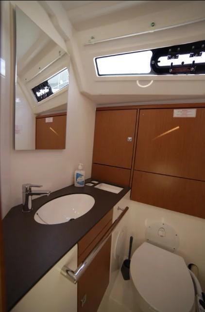 Sail Deneb | Bavaria 46 Cruiser photo 2