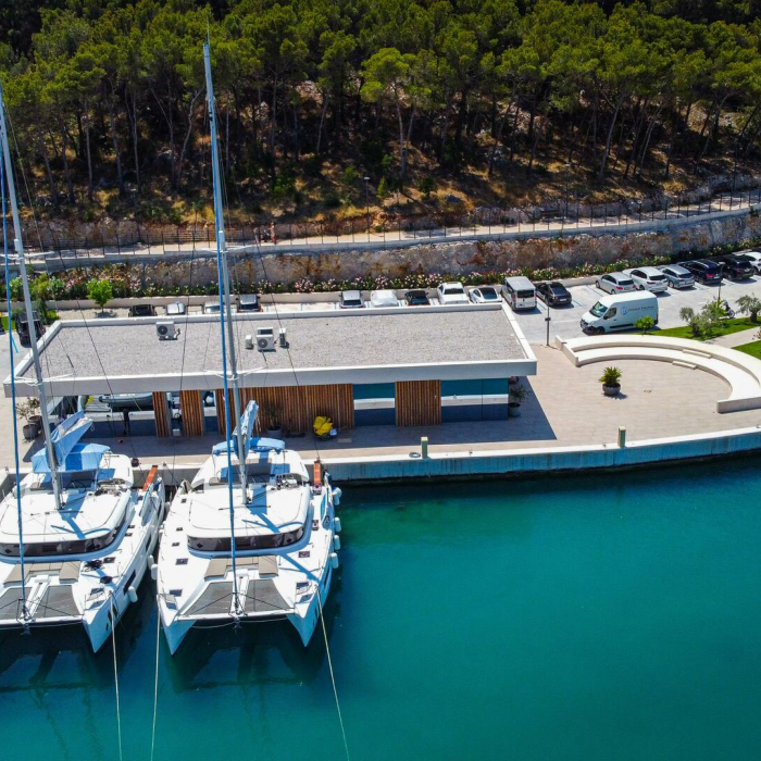 No Limit I | Lagoon 46 photo 4