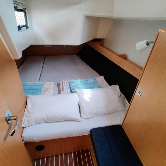 Steluna | Bavaria Cruiser 37 photo 11