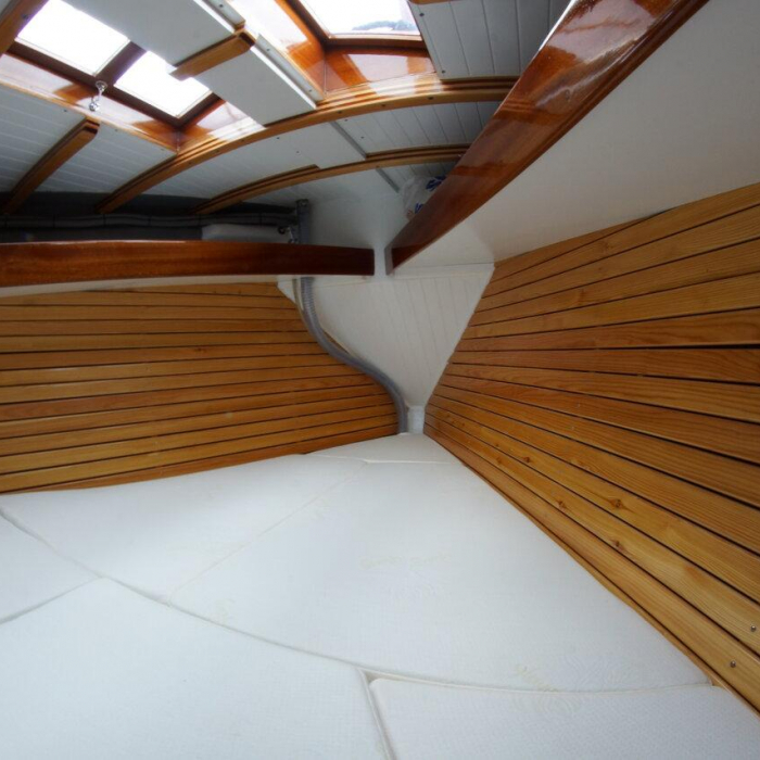 Black Bird | Pilot Cutter photo 11