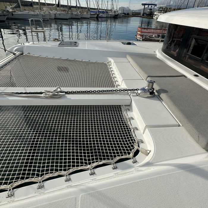 Veryta | Lagoon 42 photo 10