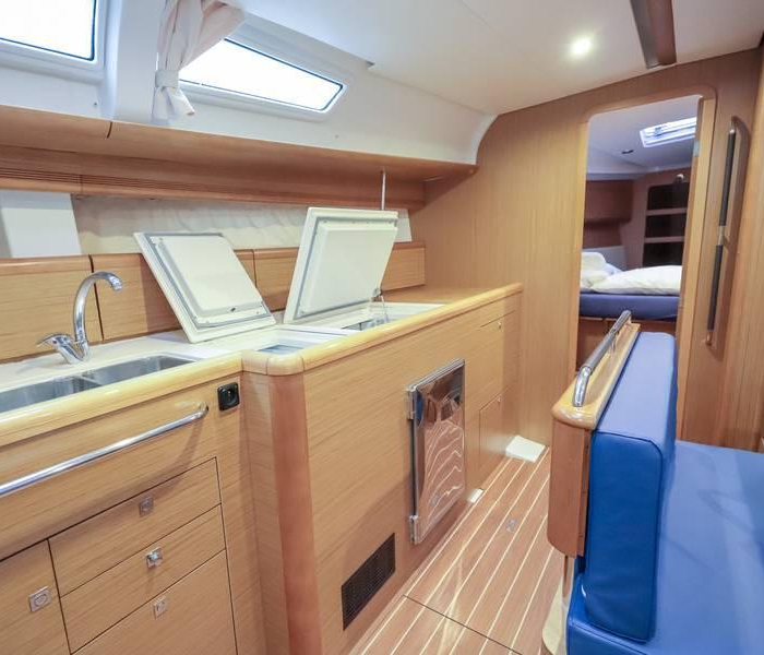 Oceania | Sun Odyssey 44 i photo 3