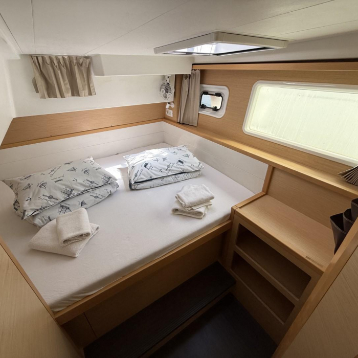 Cava | Lagoon 39 photo 15