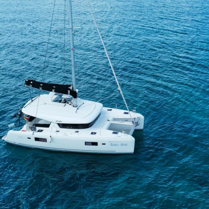 Golden Bride | Lagoon 42 photo 29