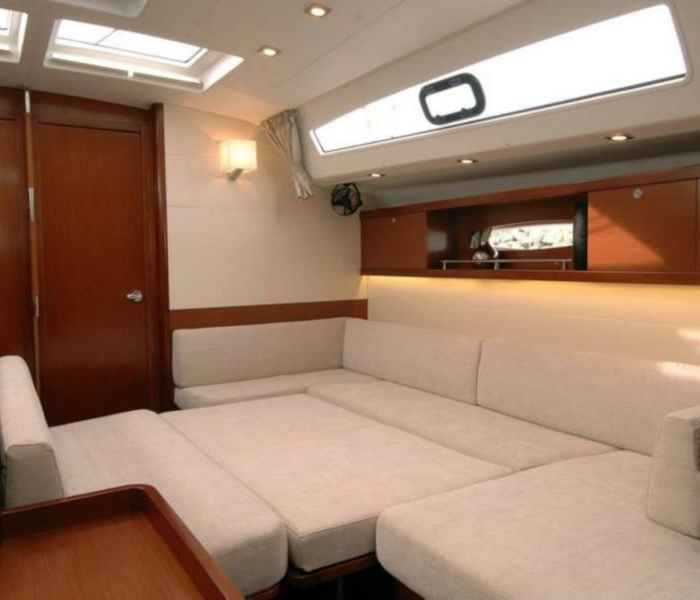 Flying Colours | Oceanis 50 Family photo 12