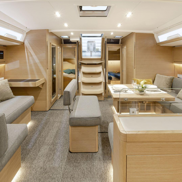 Edison | Dufour 530 Smart Electric 6 + 1 cab. photo 4
