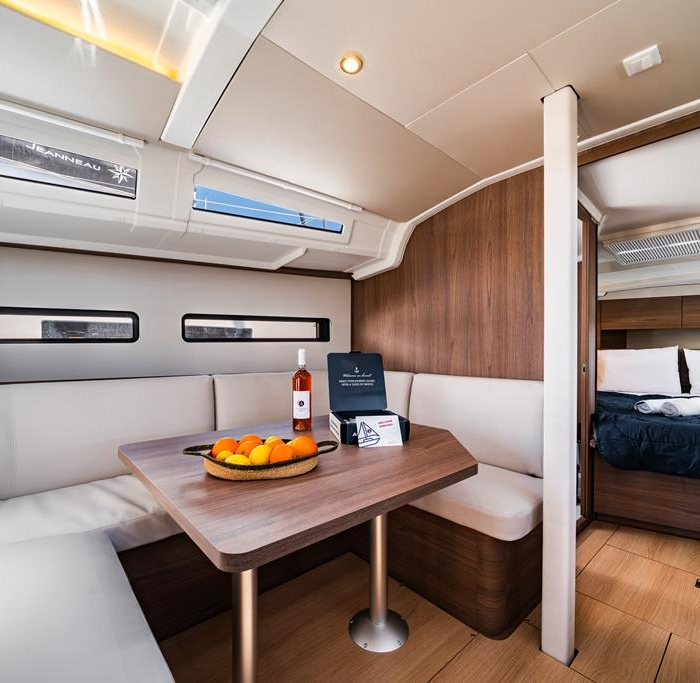 Myriana | Sun Odyssey 415 photo 15