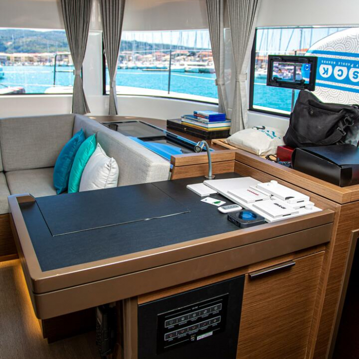 Magnum Opus | Lagoon 50 photo 37