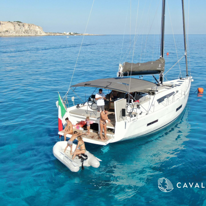 Premium | Dufour 56 Exclusive photo 10
