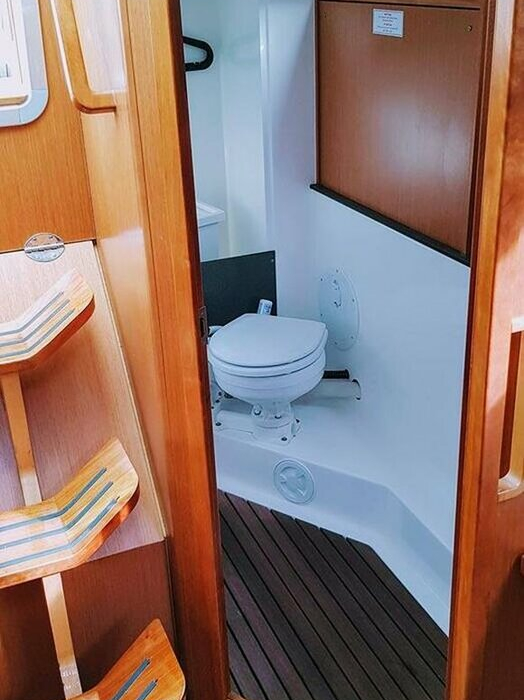 Salsa | Bavaria Cruiser 33 photo 9