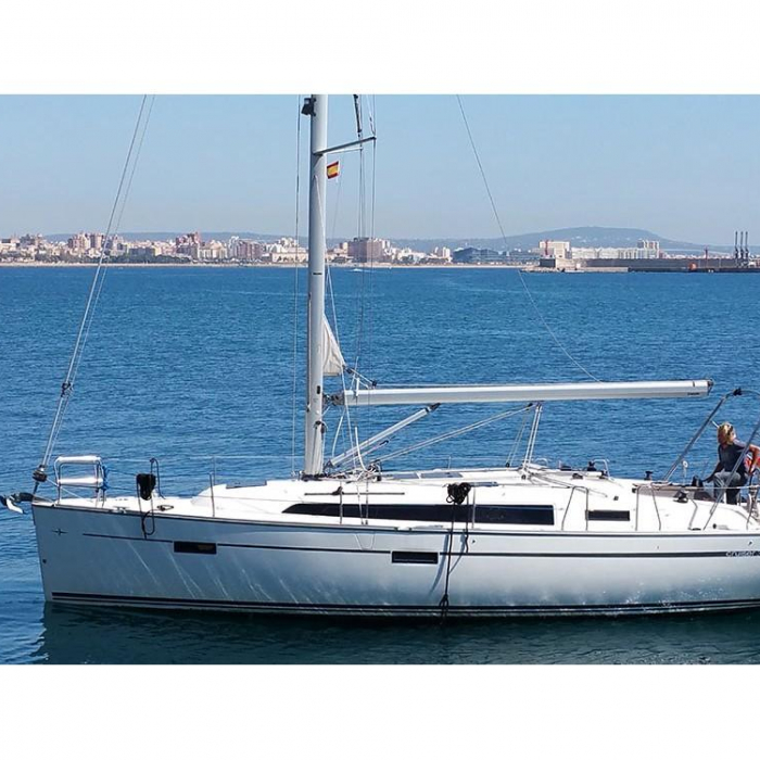 Black Pearl | Bavaria Cruiser 37 photo 2