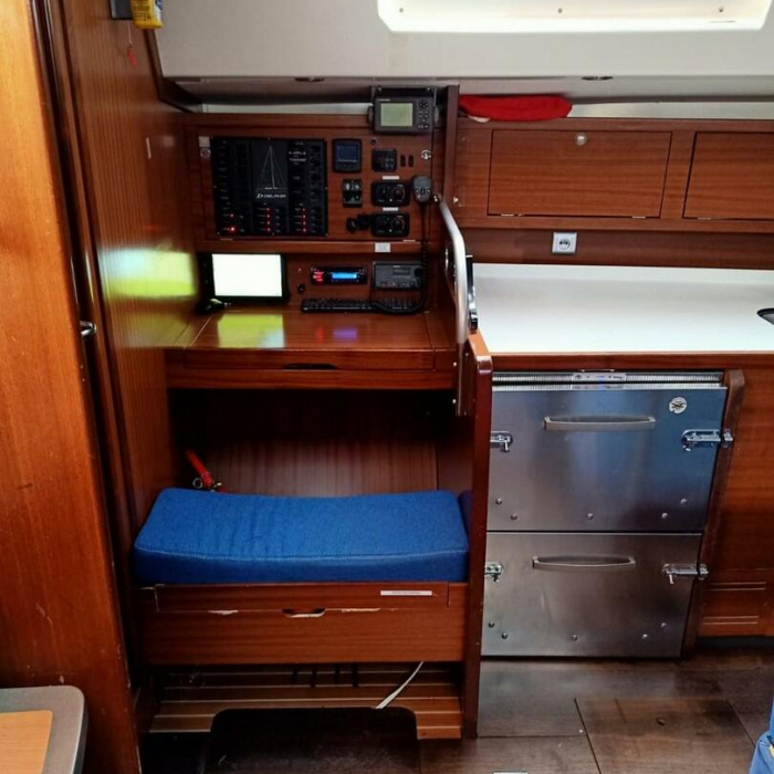 Athaman | Delphia 47 photo 9