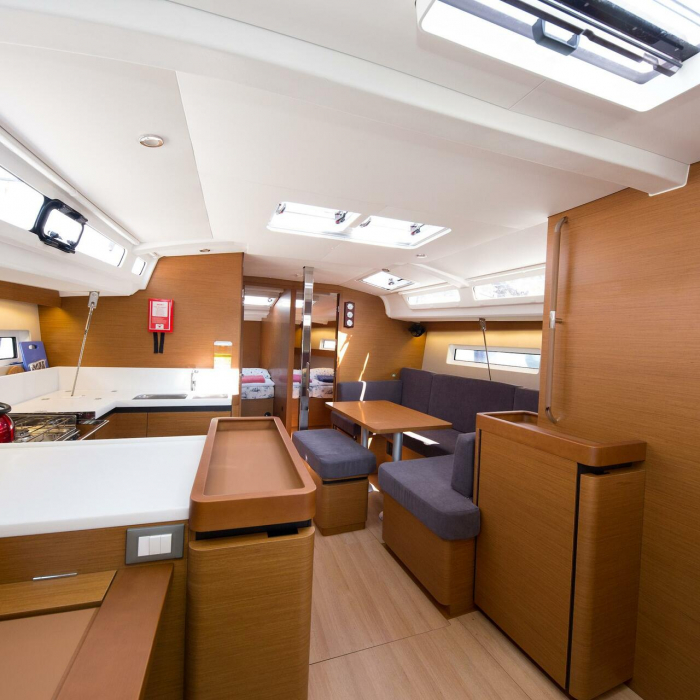 Suncity 4 | Sun Odyssey 440 photo 8