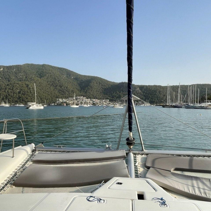 Emocean | Leopard 4300 photo 8