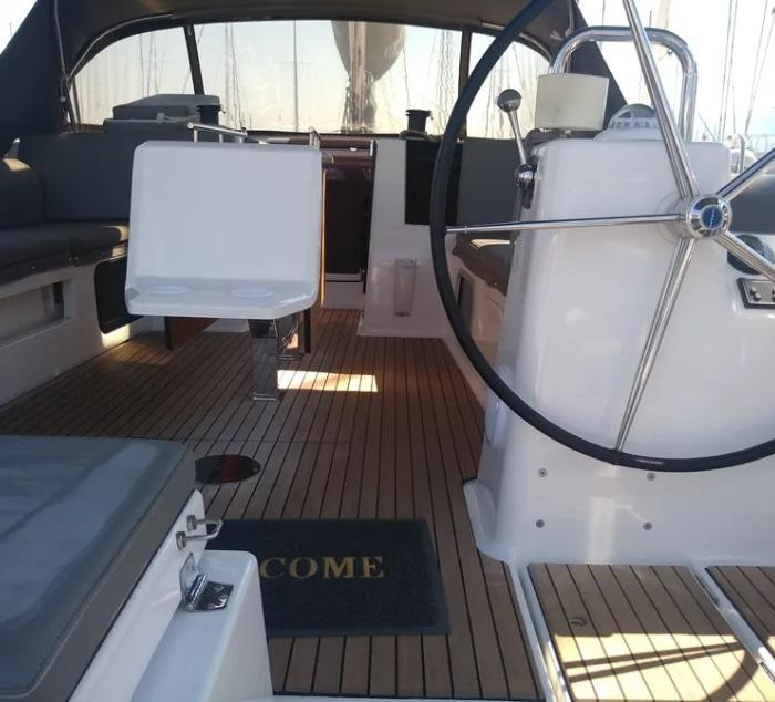 Elsa | Dufour 460 GL photo 7