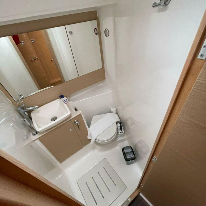 Nexus | Dufour 430 photo 12