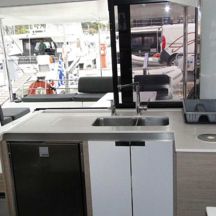 O'NEIRO | Fountaine Pajot Elba 45 photo 7