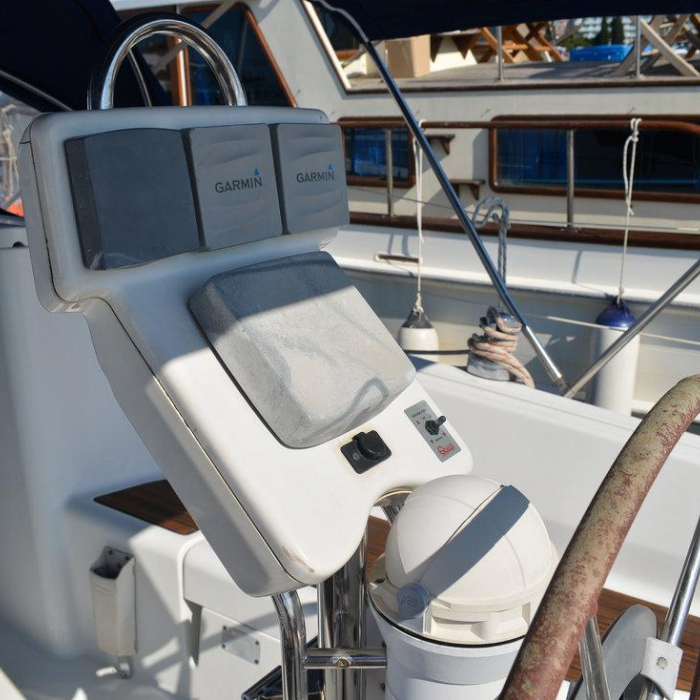 Despina | Oceanis Clipper 323 photo 9