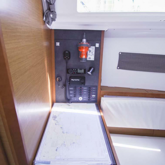 Castor | Sun Odyssey 349 photo 16