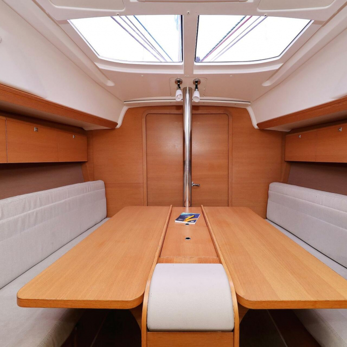 Sweet Lady | Dufour 350 GL photo 39