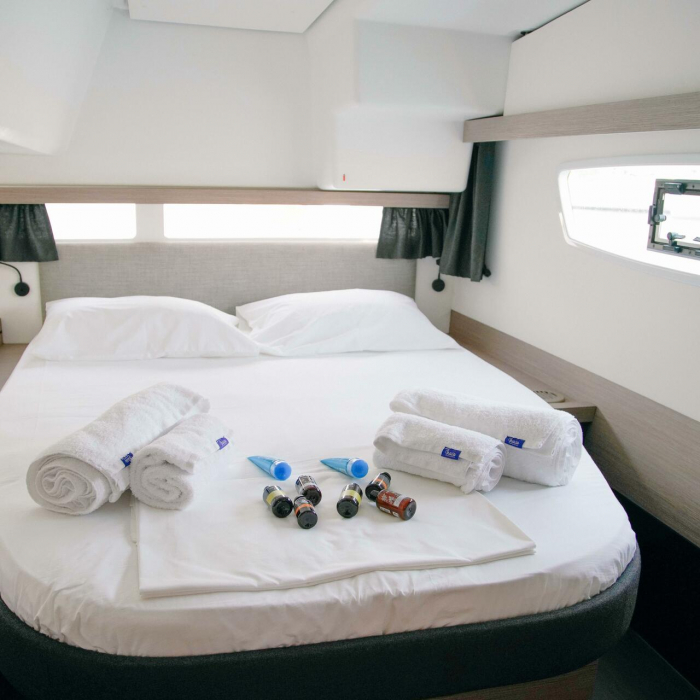 Anasa | Fountaine Pajot Isla 40 - Quatuor photo 26