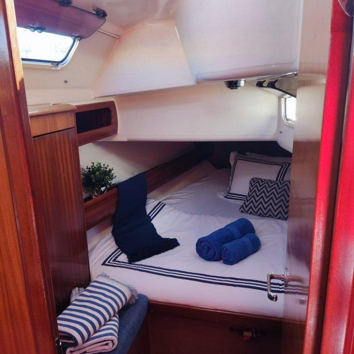 Ra | Bavaria 38 photo 15