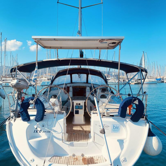 Iro (Pax 7) | Bavaria 42 Cruiser photo 5