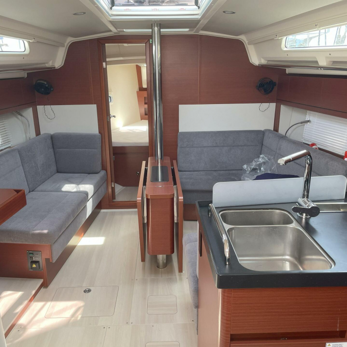 Medusa III | Hanse 388 photo 26