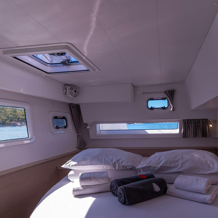 FIND US | Lagoon 42 Owner version photo 22