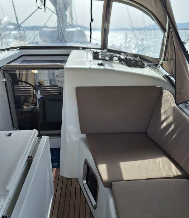 Iliada | Sun Odyssey 410 photo 20