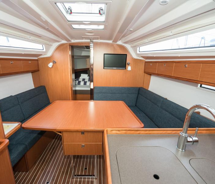 Rea | Bavaria Cruiser 37 photo 21