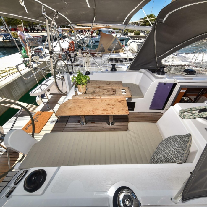 Seka VI | Bavaria C38 photo 27