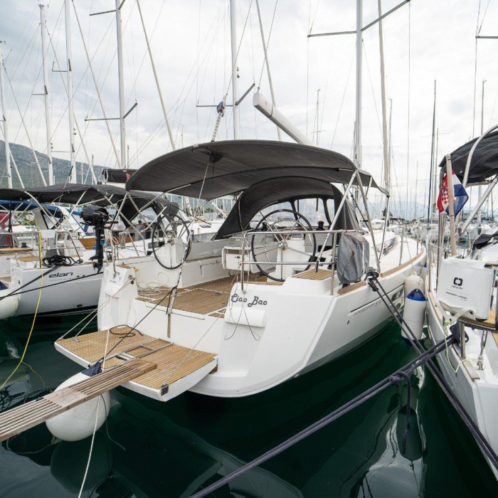 Ciao Bao | Sun Odyssey 519 photo 21