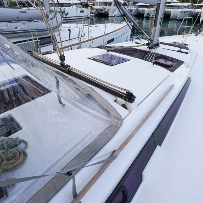 Lady D | Dufour 390 photo 3