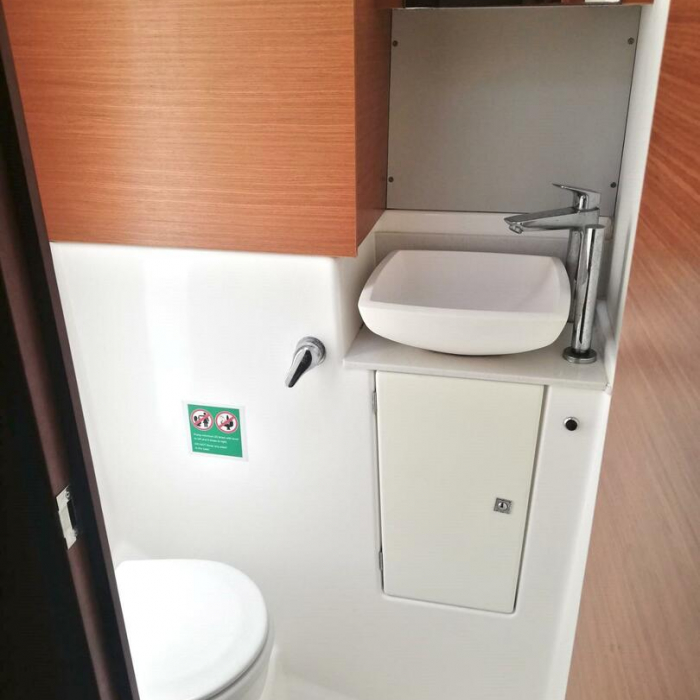 Class | Dufour 520 GL photo 11