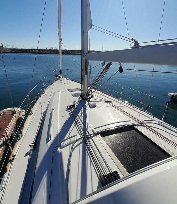 Triton | Oceanis 38.1 photo 4