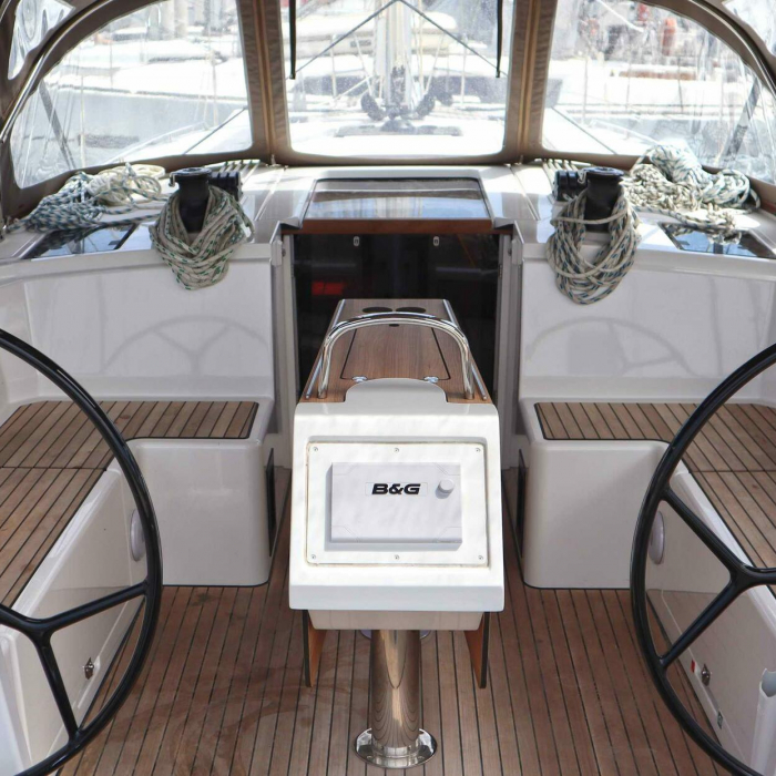 Prestige | Bavaria C42 photo 5